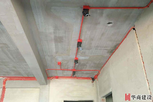 電沒裝好，可以讓你體驗恐怖片現(xiàn)場的視覺