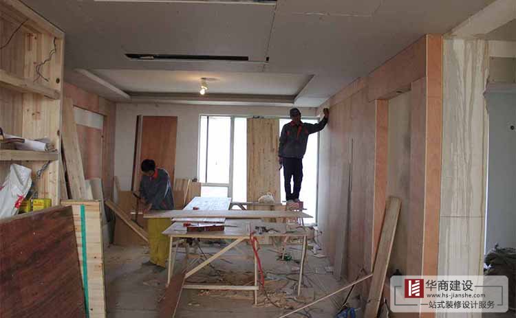 裝修時先鋪地還是先吊頂？