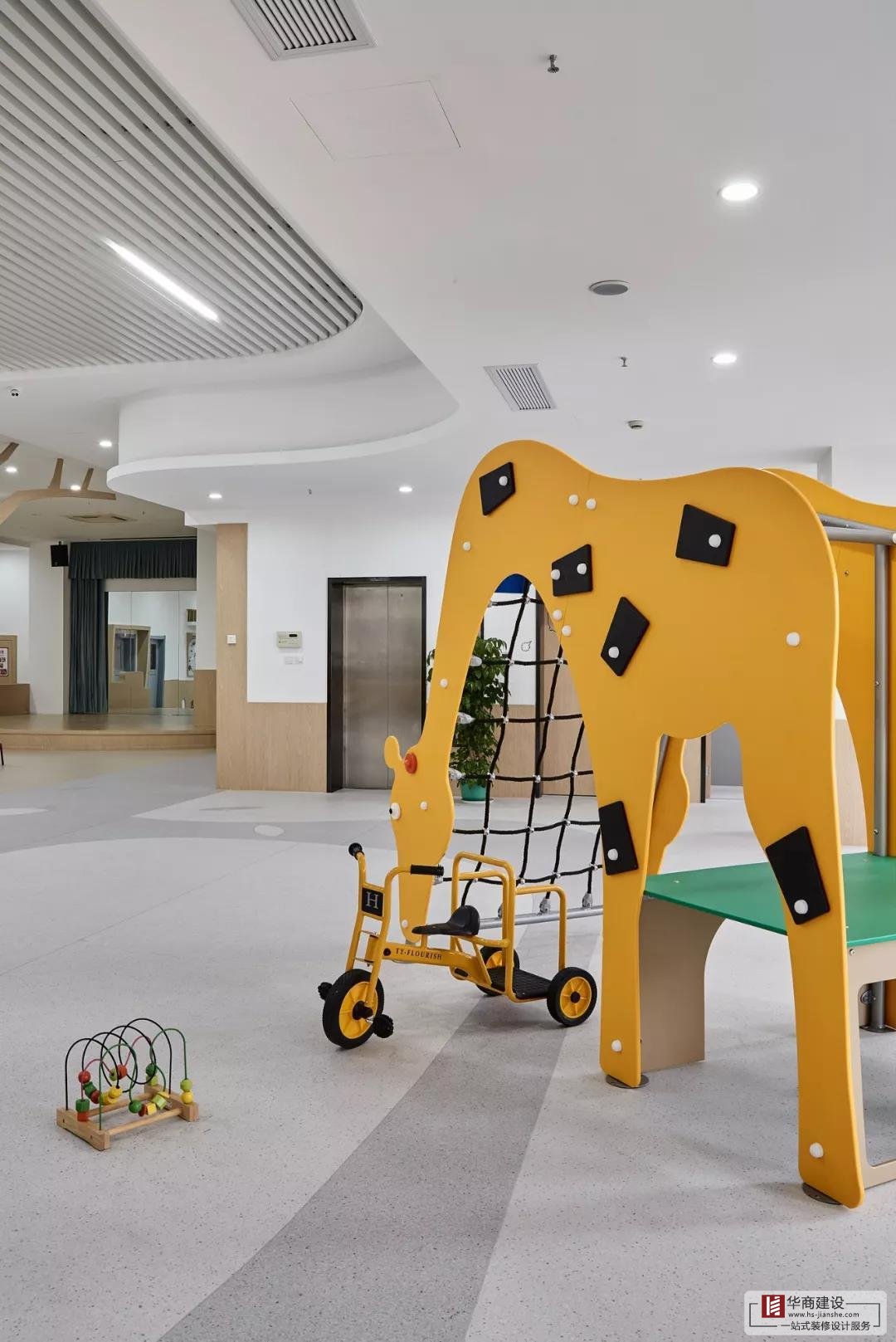 看完這些走心的幼兒園設(shè)計，感覺自己過了一個假的童年！